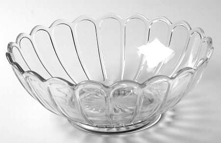 Lindburgh Clear 8" Large Fruit Bowl