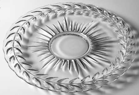 Laurel Torte Plate