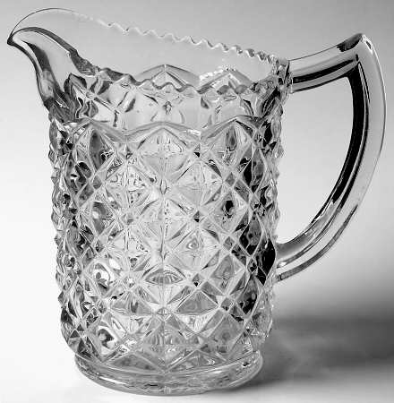 Diamond Block Clear Pint Pitcher