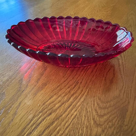 Pillar Flute Ruby 8" Oval Relish