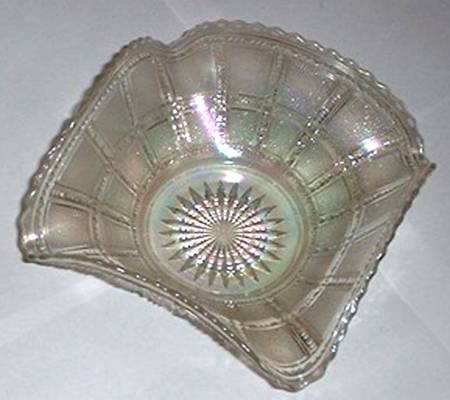 Beaded Block White Carnival 6" Square Bowl