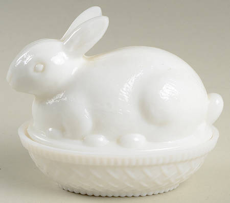 Animals & Figurines #162 Bunny on Nest