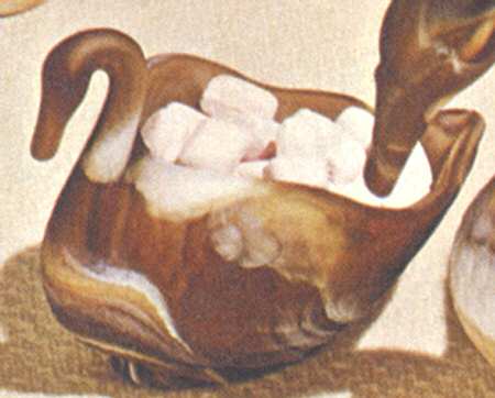Animals & Figurines #27/147 Open (Mint) 4" Swan