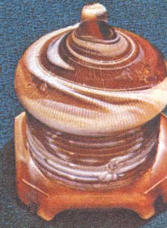 Animals & Figurines #60 Beehive Honey Jar & Lid