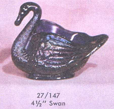 Animals & Figurines #27/147 Open (Mint) 4" Swan