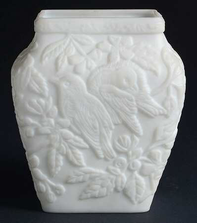 Animals & Figurines #143 Lovebirds Vase