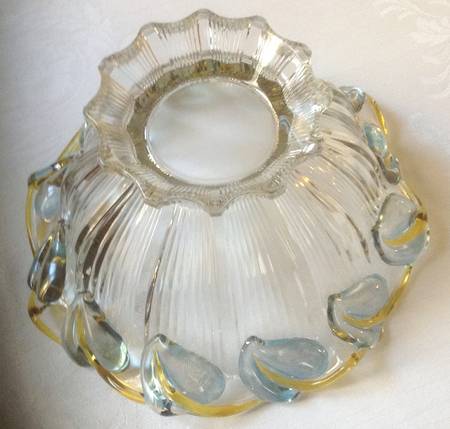 1009 Blue and Yellow 9" Round Crimped Bowl