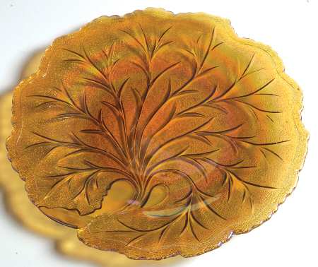 Pebble Leaf Amber Carnival Dinner Plate