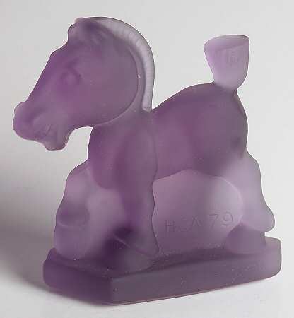 Heisey By Imperial Animals & Figurines Oscar (Plug Horse)-Heather Frosted