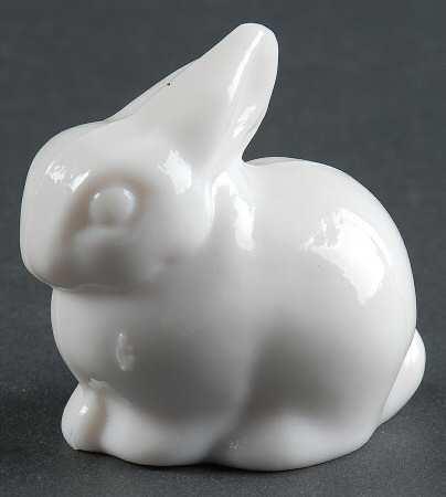 Heisey By Imperial Animals & Figurines Bunny (Head Up)-Milk Glass