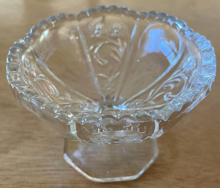 Panelled Heather Clear Footed Dessert