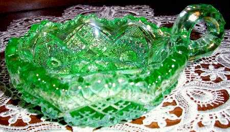 42576 Meadow Green (Carnival) by Imperial Glass-Ohio
