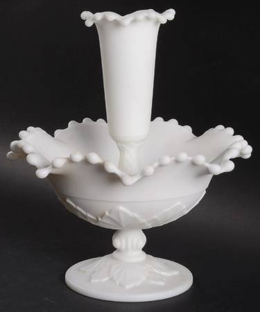 Candlewick Doeskin Epergne Vase