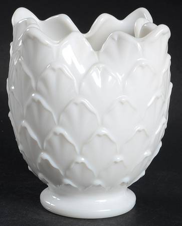 1950-22 Milkglass (Glossy) 4" Crimped Cupped Vase
