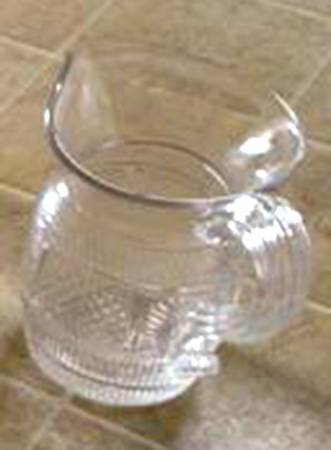 Diamond and Sunburst Clear 26 Oz Pitcher