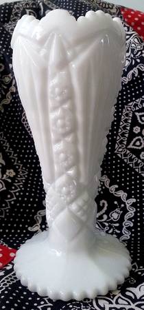 212 Milkglass 6" Bud Vase