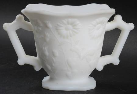 760 Milkglass Frosted (Doeskin) Open Sugar