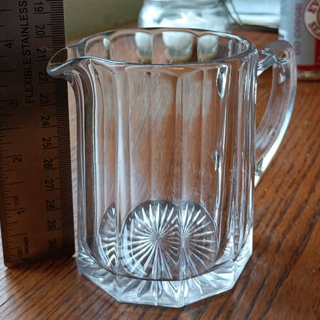 Peerless Colonial Clear Creamer