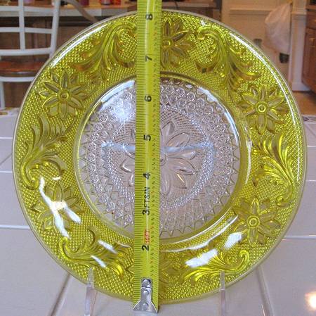 Sandwich Yellow (Flash) by Indiana Glass