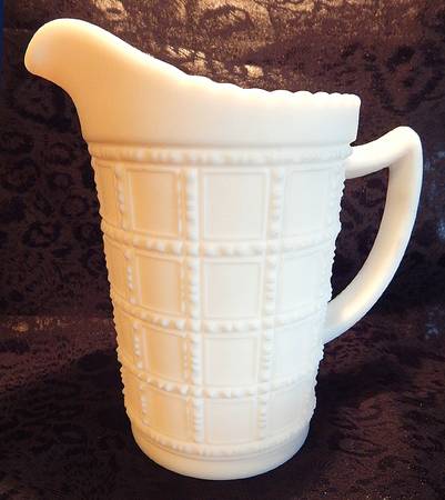 Beaded Block White (Doe Skin) by Imperial Glass-Ohio