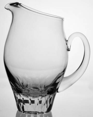 Empress Clear 56 Oz Pitcher