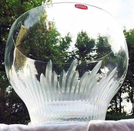 Spring Clear 9" Round Bowl