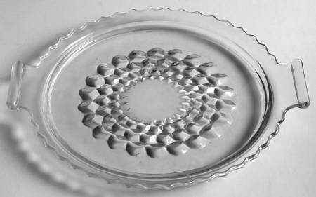 Cube Clear 8" Round Handled Tray