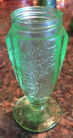 Floral Green Footed Shaker No Metal Lid
