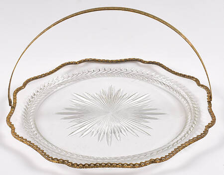 Sunburst "Herringbone" Sandwich Plate with Metal Handle