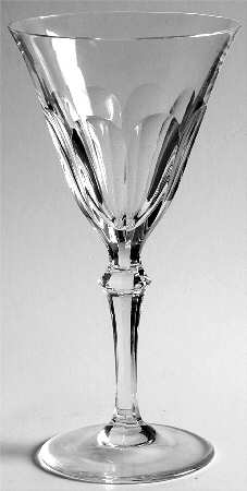 Roxy Wine Glass