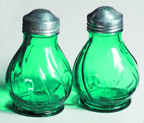 Swirl Ultramarine (Green) Shaker Set w/Metal Lids