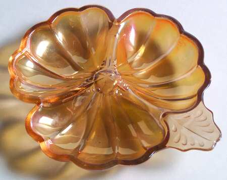 Doric Iridescent (Marigold) 3 Part Clover Shape Candy Dish