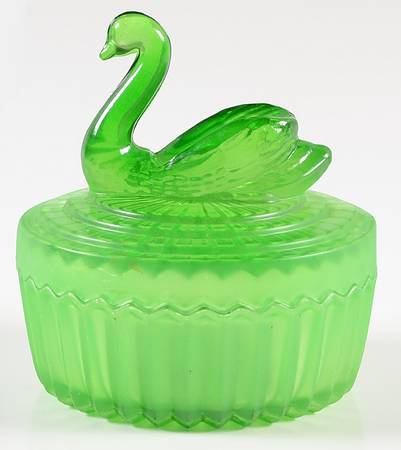 Jeannette Animals & Figurines Swan Powder/Lipstick Jar & Lid
