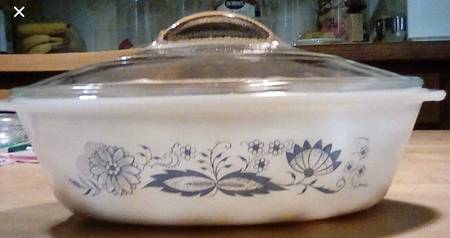 MG22 1 Quart Covered Oval Casserole
