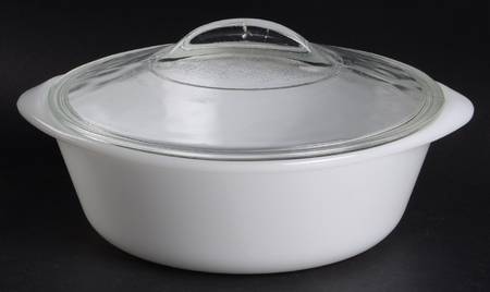 Glasbake Milkglass 2 Quart Round Covered Casserole
