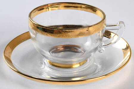 Jeg27 Flat Cup & Saucer Set