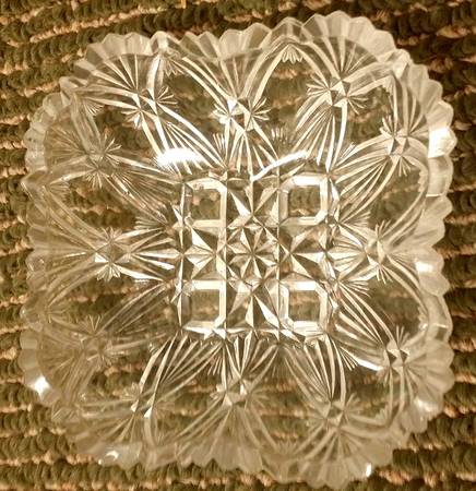 Cavitt Square Fruit Bowl