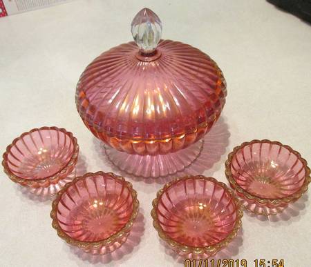 National Cranberry Flash Nut Cup