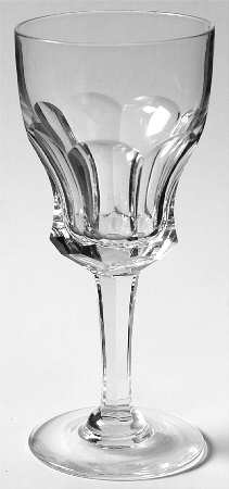 Alma Wine Glass