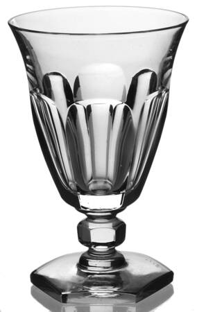 Bellona Wine Glass