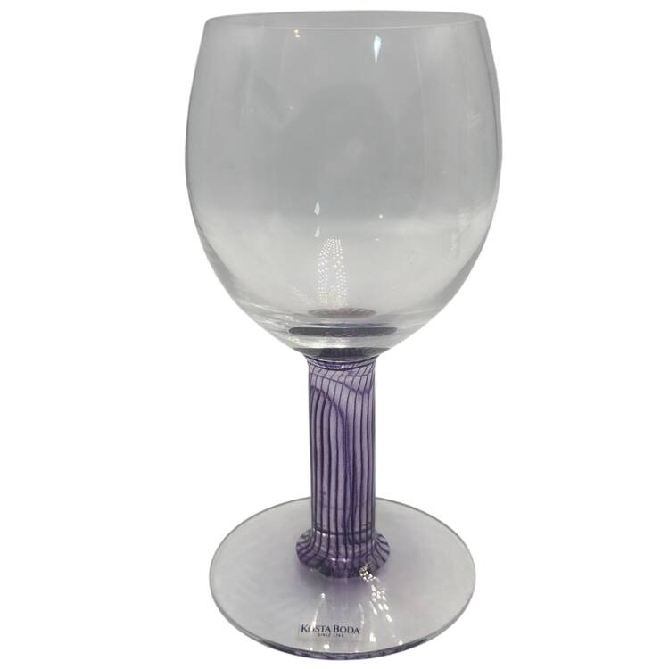 Filippa Purple Wine