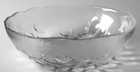 Grape 9" Large Fruit Bowl