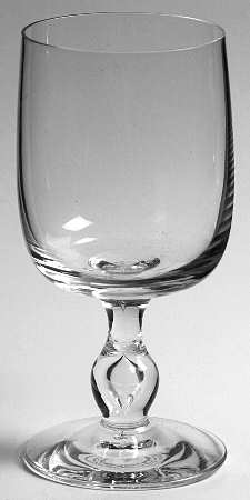 Solvig Wine Glass