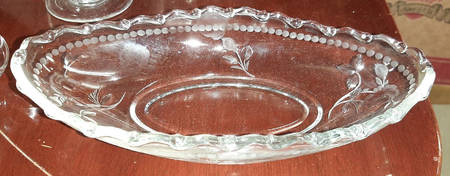 Dolly Madison Rose 8" Oval Relish