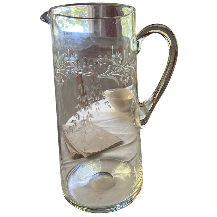 Jasmine 80 Oz Pitcher