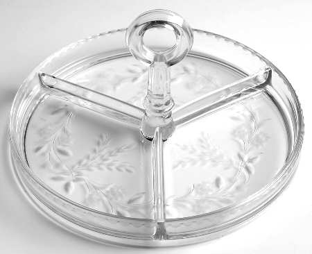 Jasmine 8" Round Center Handled 3 Part Relish