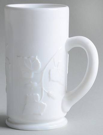 Ivy In Snow Milk Glass Tankard