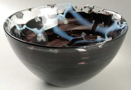 Contrast Black 9" Round Bowl