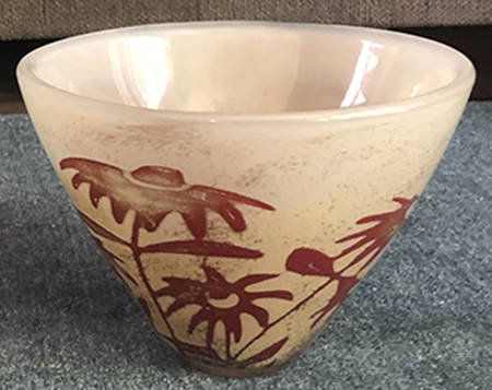 Floating Flowers 7" Round Bowl