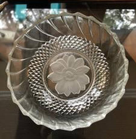 KI18 Small Fruit Dessert Bowl